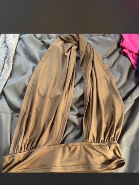 SHEIN Brown Halter Crop Top